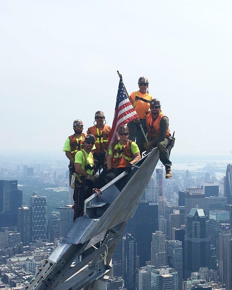 395 м – самая высокая точка 30 Hudson Yards – лето 2018 года. Фото by Hudson Yards New York https://www.instagram.com/p/BlYcJ6aHauc/ 