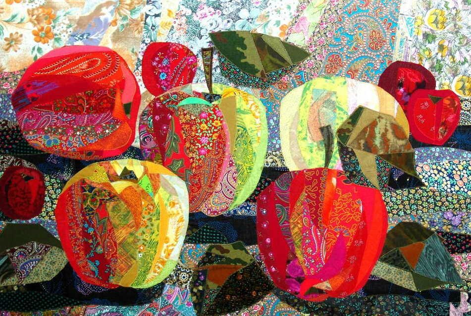 Лоскутные картины Валентины Максимовой из Углича