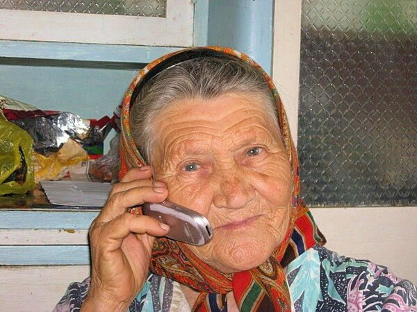 Телефонный мошенник на проводе