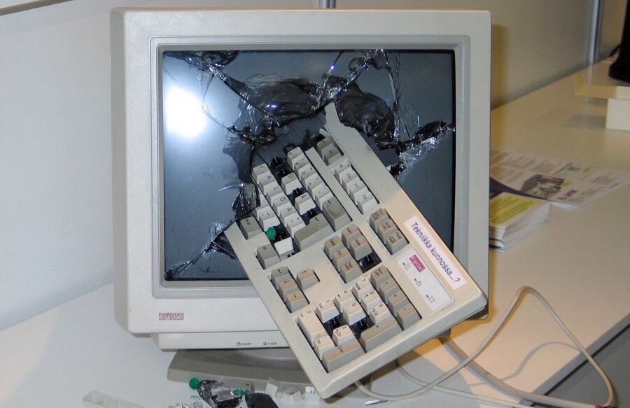 Типичная реакция на это. Источник Яндекс.Картинки