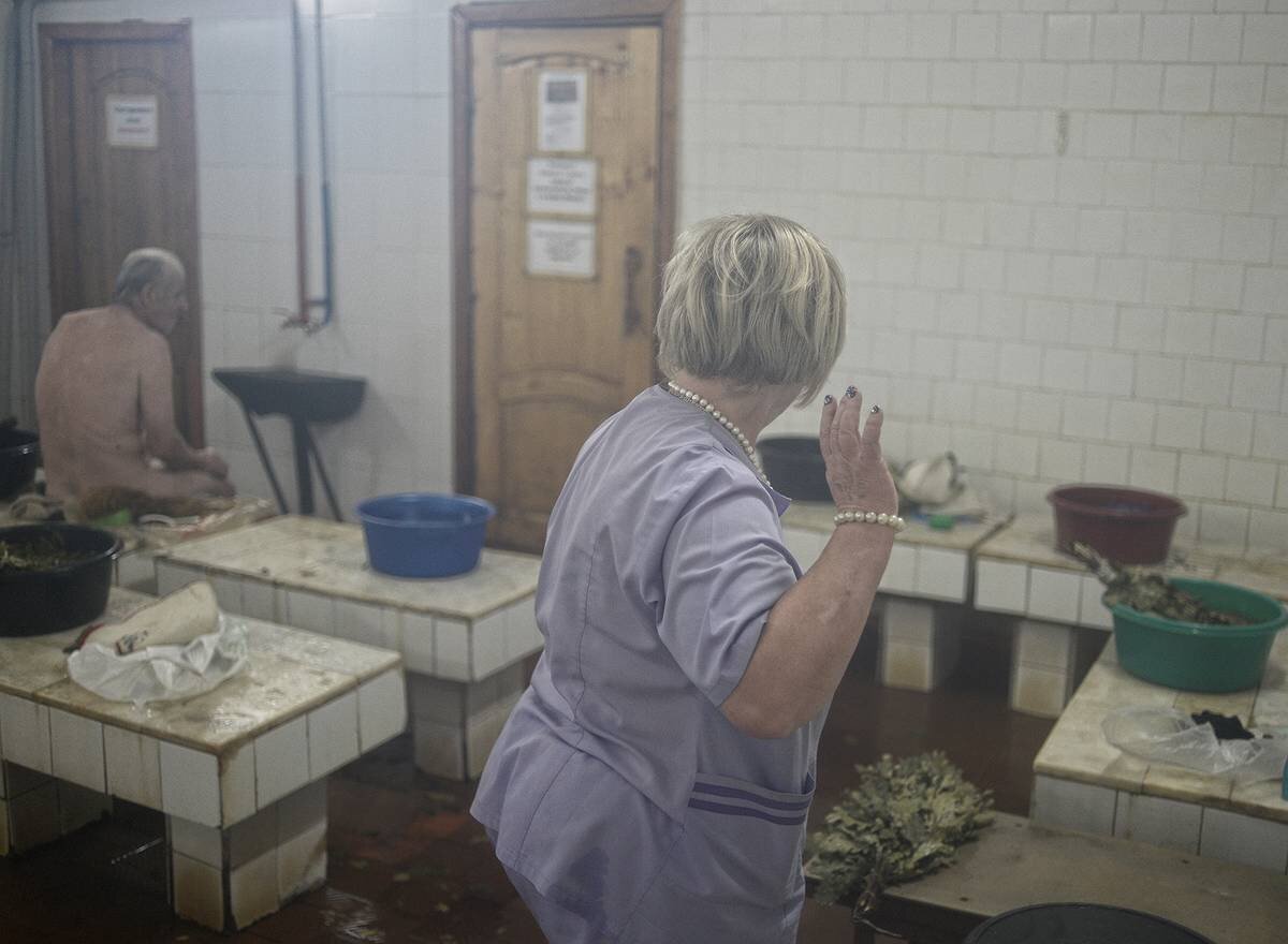 банщица-"молодуха"