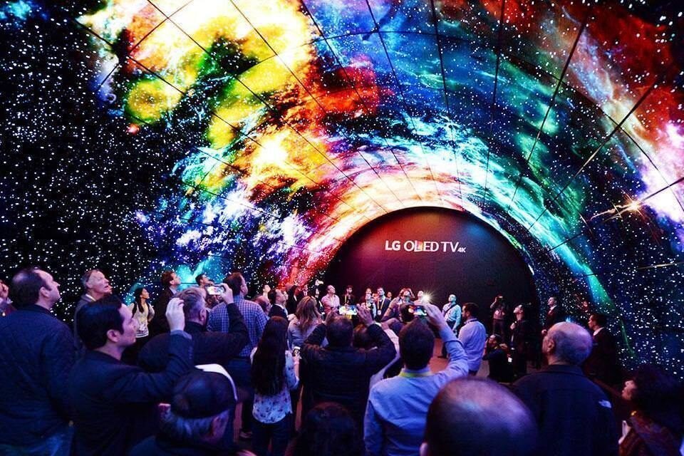 Фото с https://stereo.ru/news/lgs-oled-panels-certifies-for-eye-comfort-by-tuv-rheinland