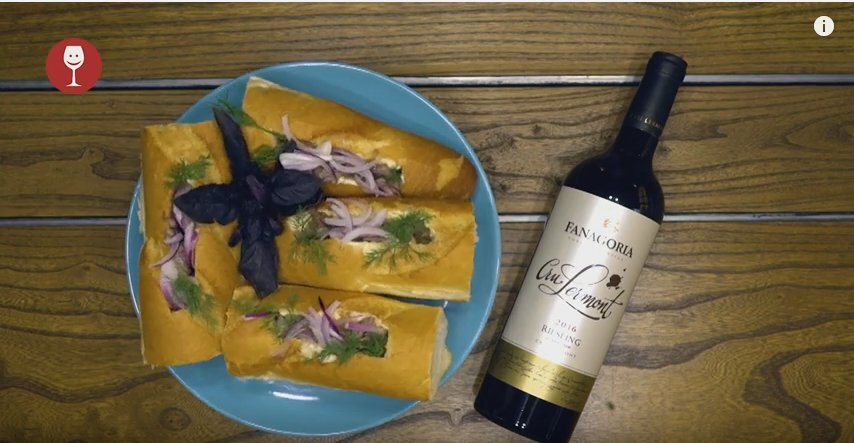 Бутерброд с селедкой