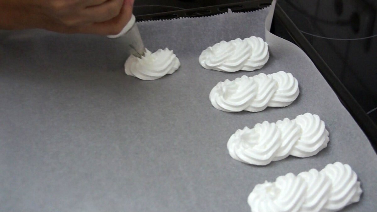 Как приготовить Воздушное пирожное с кремом: