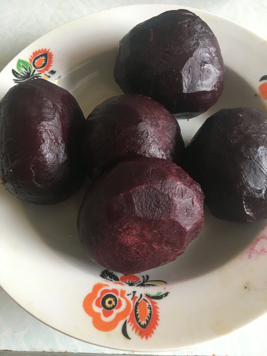 Почистить свеклу