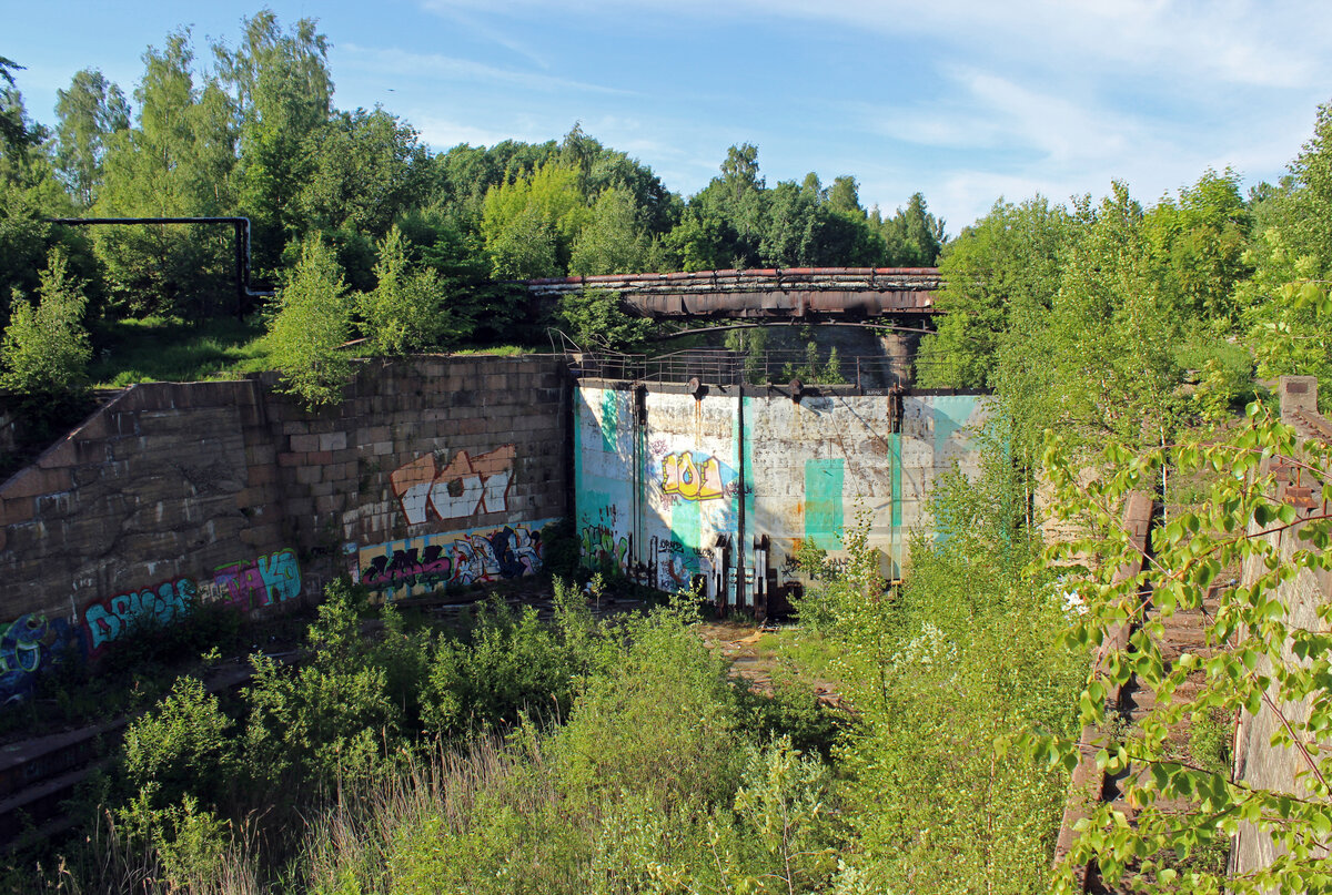 Петровский док в г. Кронштадт. Шлюзовые ворота.