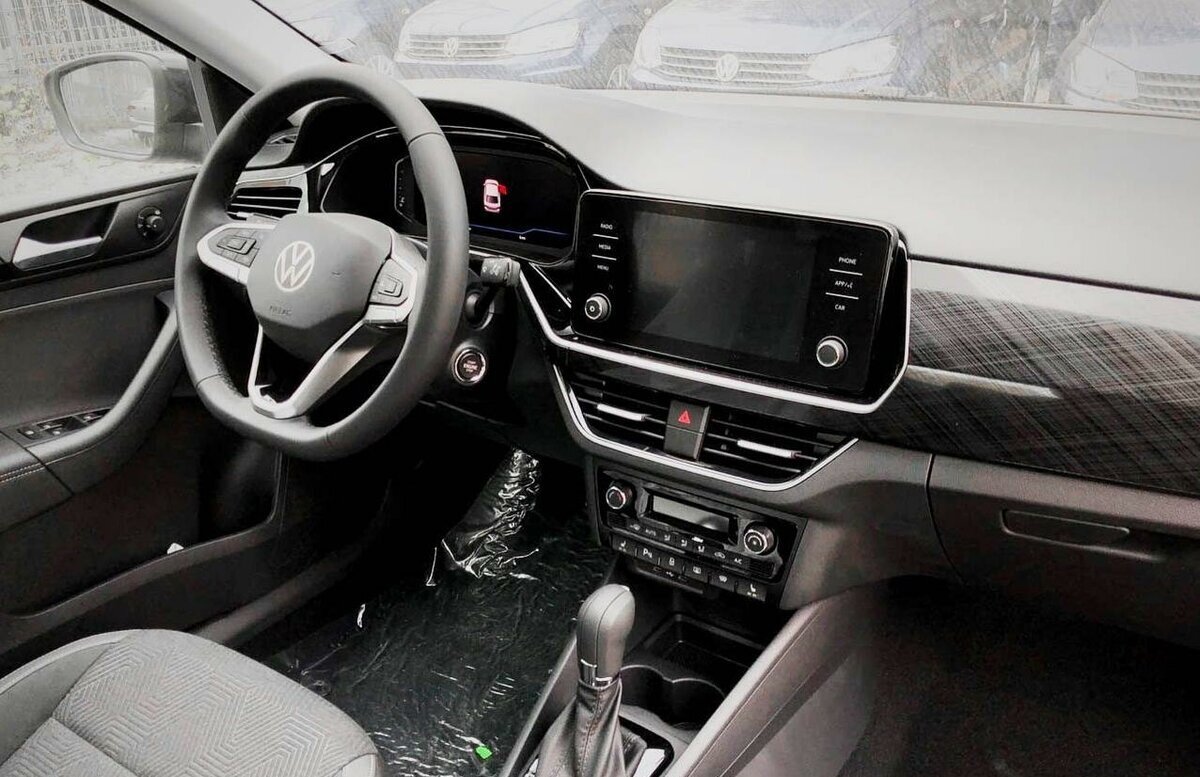 Одиннадцать минусов и двенадцать плюсов Volkswagen Polo и Skoda Rapid ...