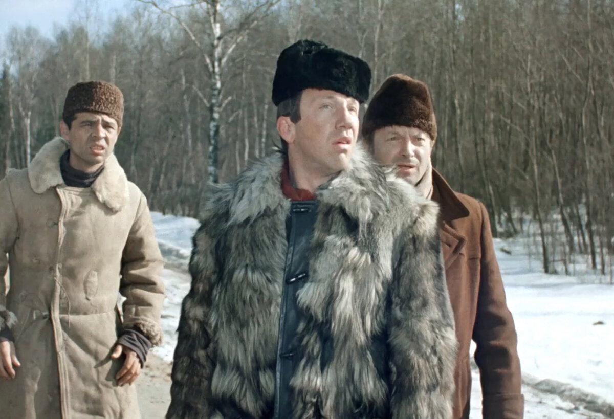 Двое доцентов. Комедии «джентльмены удачи» (1971). Джентльмены удачи фильм 1971 доцент. Данелия джентльмены удачи. Джентльмены удачи сдаемсу.