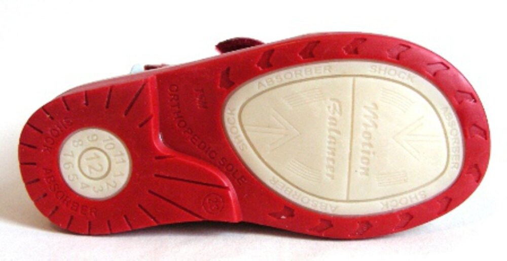 КАБЛУК ТОМАСА. Фото с сайта https://www.u-mama.ru/forum/kids/1-3/458445/