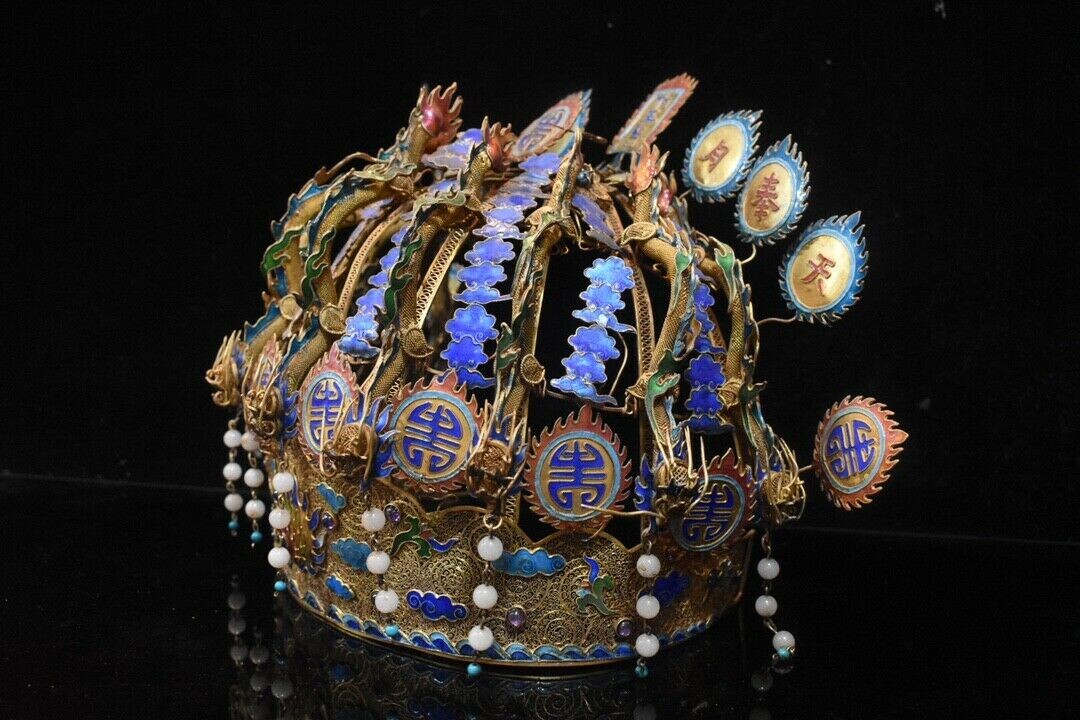 Императорская диадема Цин. Фотографий несколько, листайте галерею.
