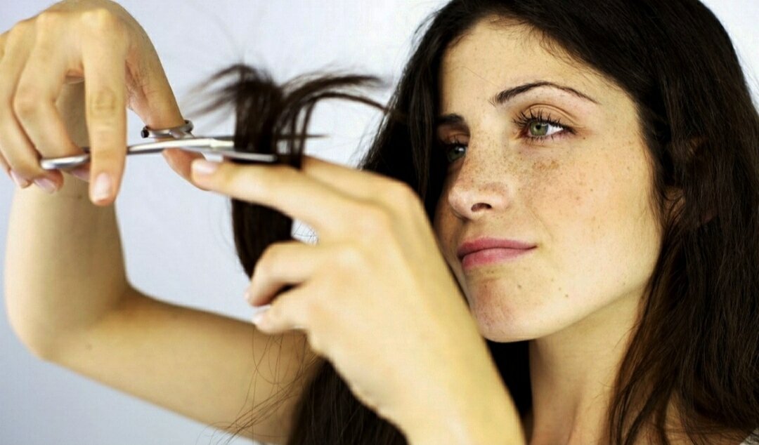 девушка и волосы