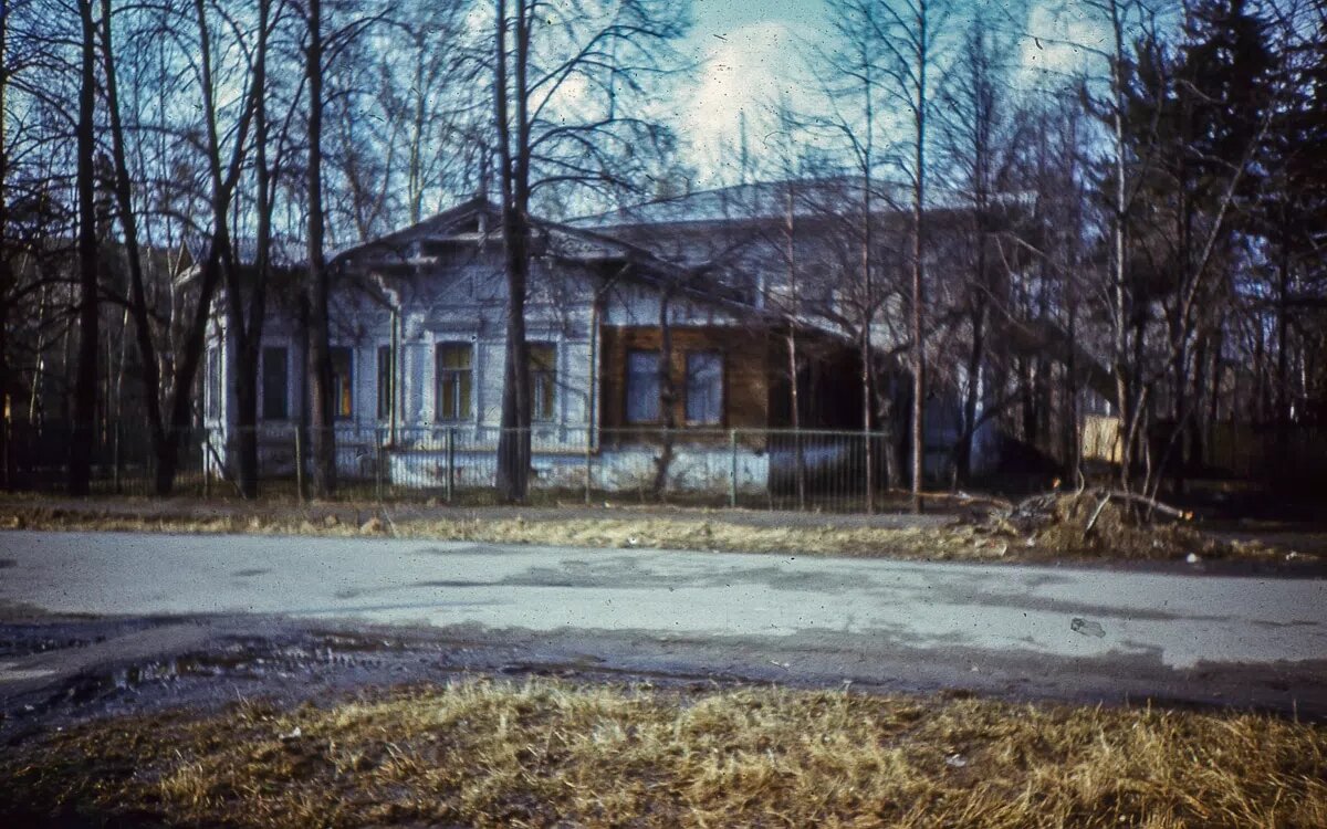 Томск. Усадьба Грацианова на ул. Белинского, сейчас - Дом приемов губернатора.