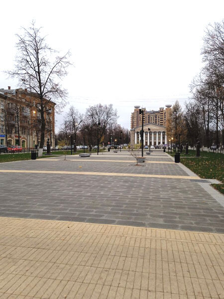 1/7 Сочетание блекло-желтого и грязно-серого...