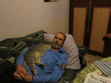 Друзья в редкие минуты отдыха.