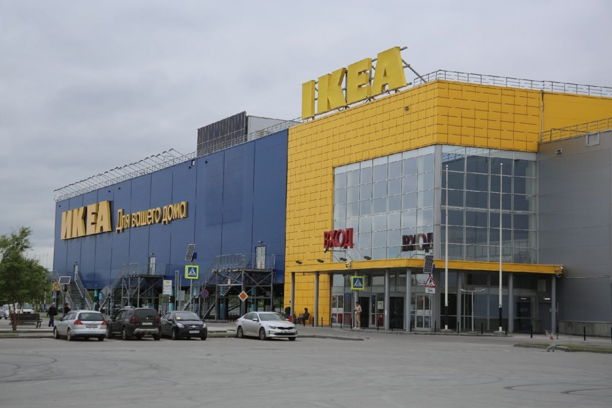    Бывший повар IKEA требовал вернуть его на работу и выплатить почти 300 тыс.
