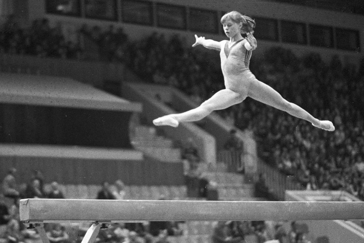 Фатальное сальто Елены Мухиной : что погубило известную советскую гимнастку?