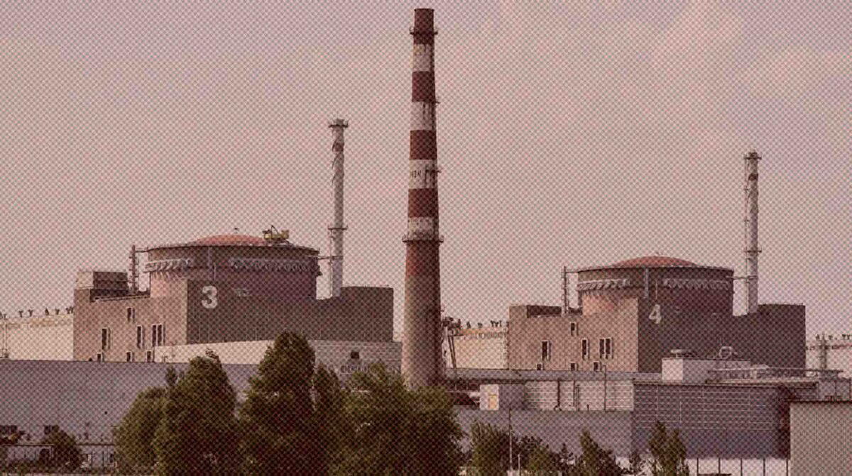    Энергоблоки Запорожской атомной электростанции в Энергодаре