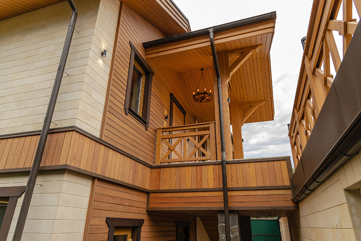 реализованный проект в Сочи от нашего дилера - компании ЭКОВУД www.ecowood-s.ru, окрашенный маслами BIOFA.