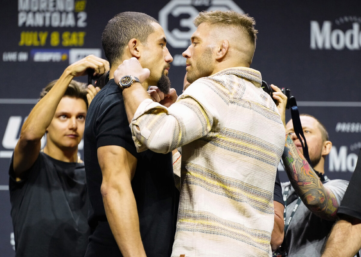 РобертУиттакер - Дрикусдю Плесси на пресс конференции 