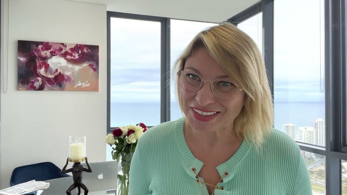 Расклад таро от анжелы перл. Анжела перл на каннском фестивале 2023. Гороскоп стрелец январь 2024 от анжелы перл. Таро рыбы на март 2023 анжела перл. Анжела перл таро скорпион март 2022.