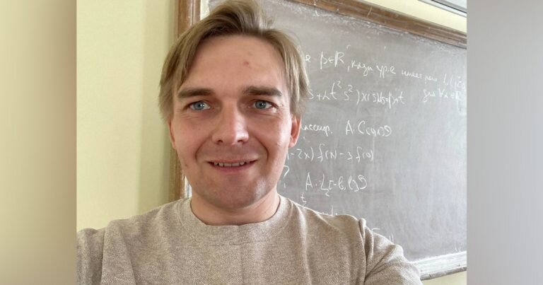 Михаила Лобанова* уволили с должности доцента мехмата МГУ | Москвич Mag ...