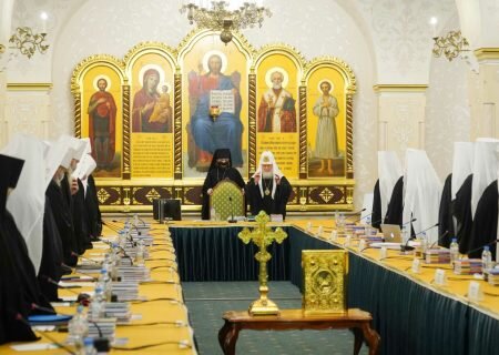    Епархии Донбасса перейдут в правовое поле России