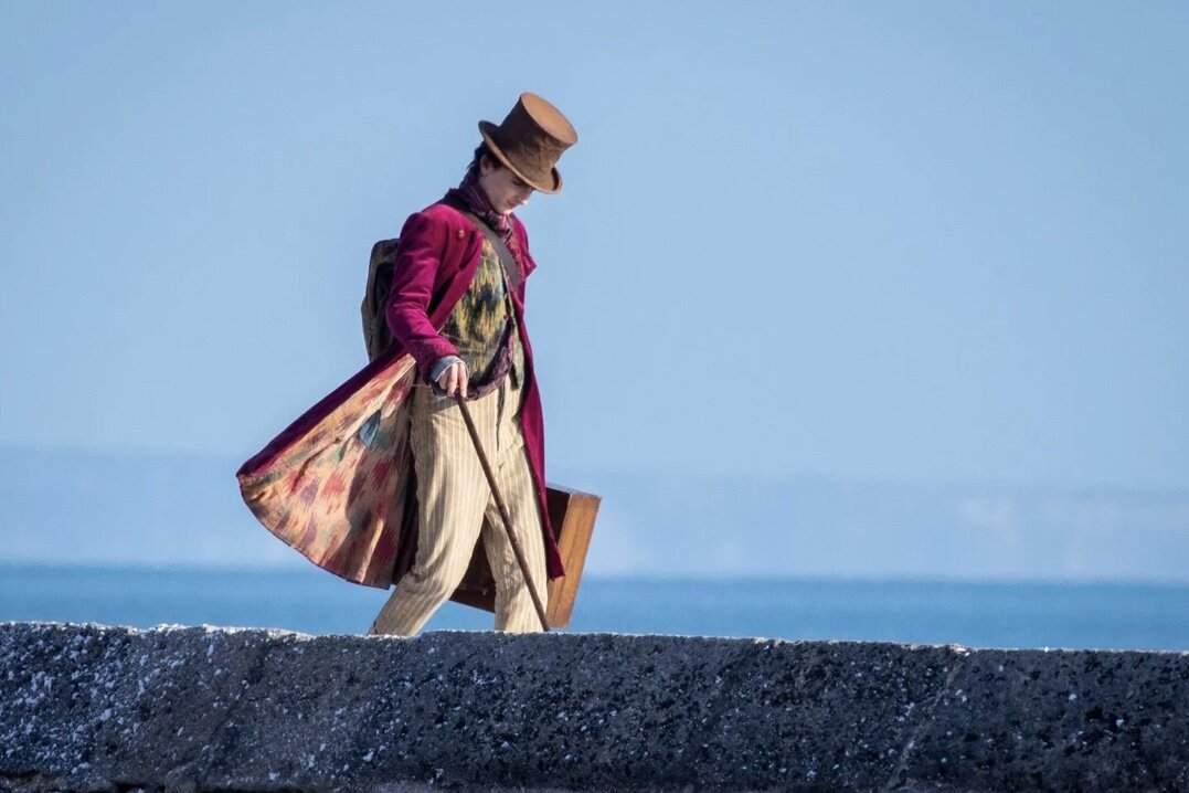 Тимоти Шаламе на съемках фильма «Вилли Вонка»