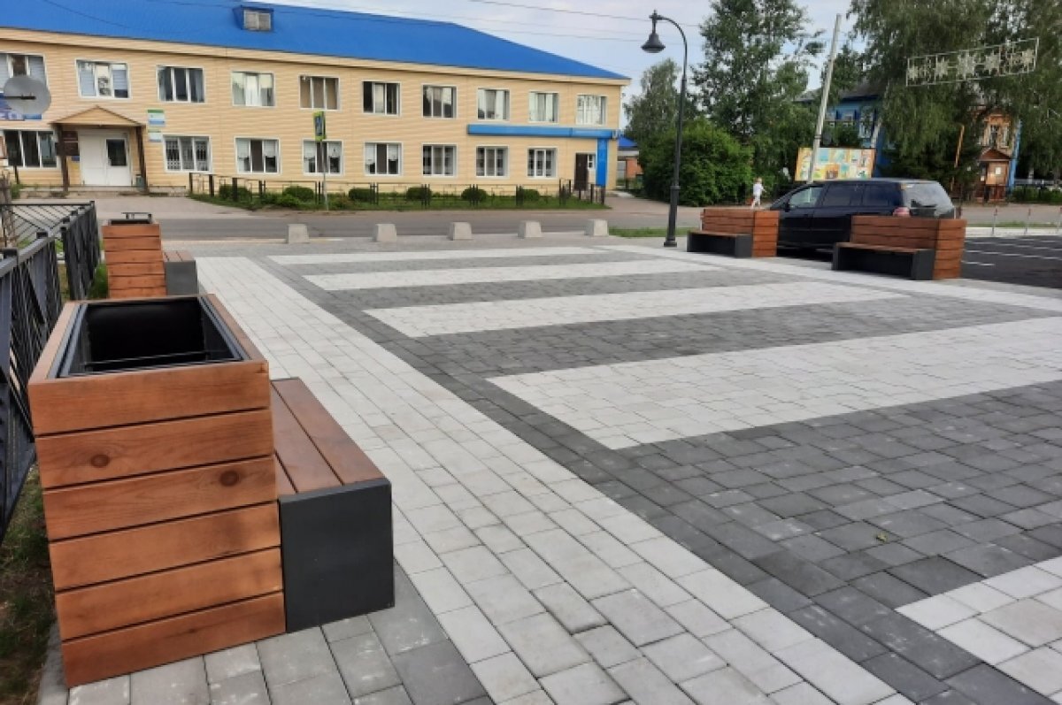    Благоустройство парка возле Дома культуры завершается в Парабели