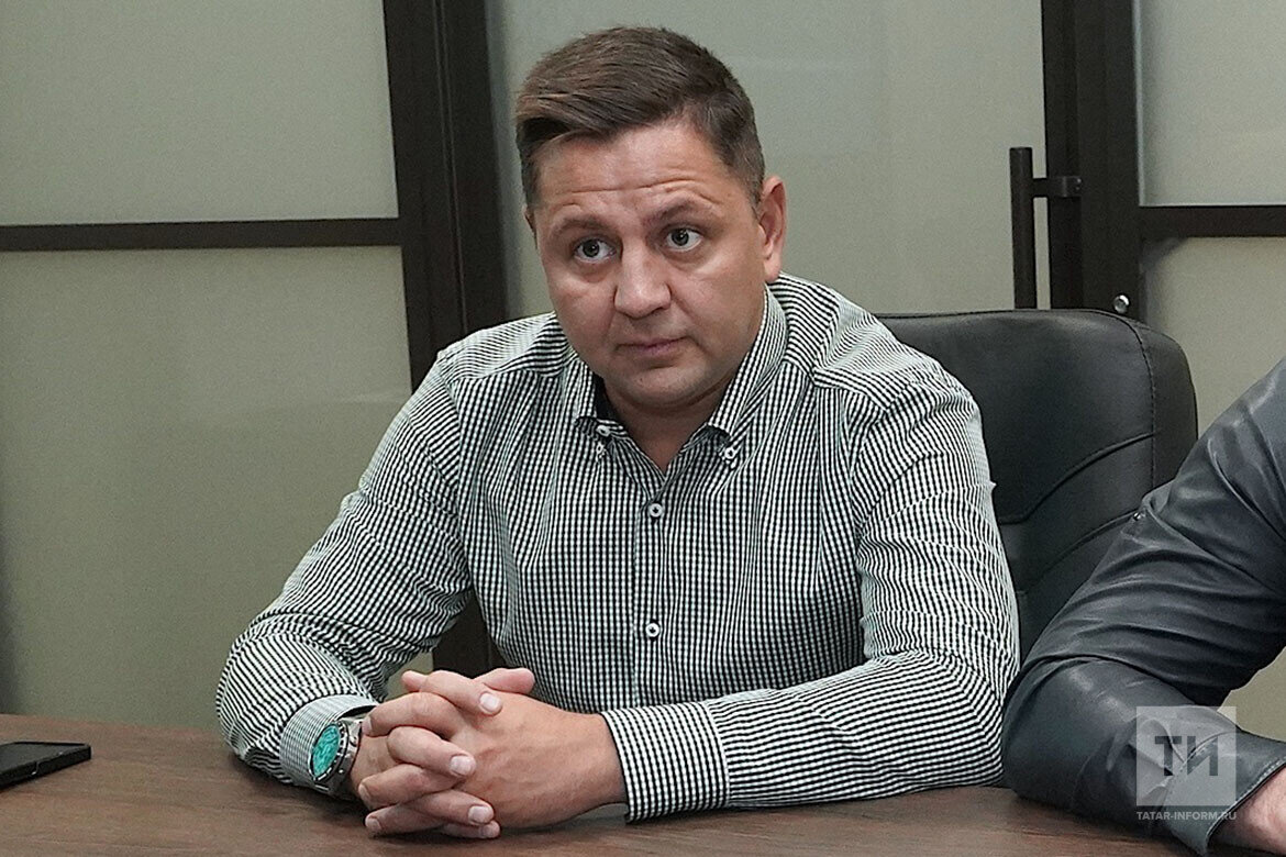 ​Илья Вольфсон напомнил, что проблемы с цементом в стране начались еще в середине мая. Фото: © Абдул Фархан / «Татар-информ»