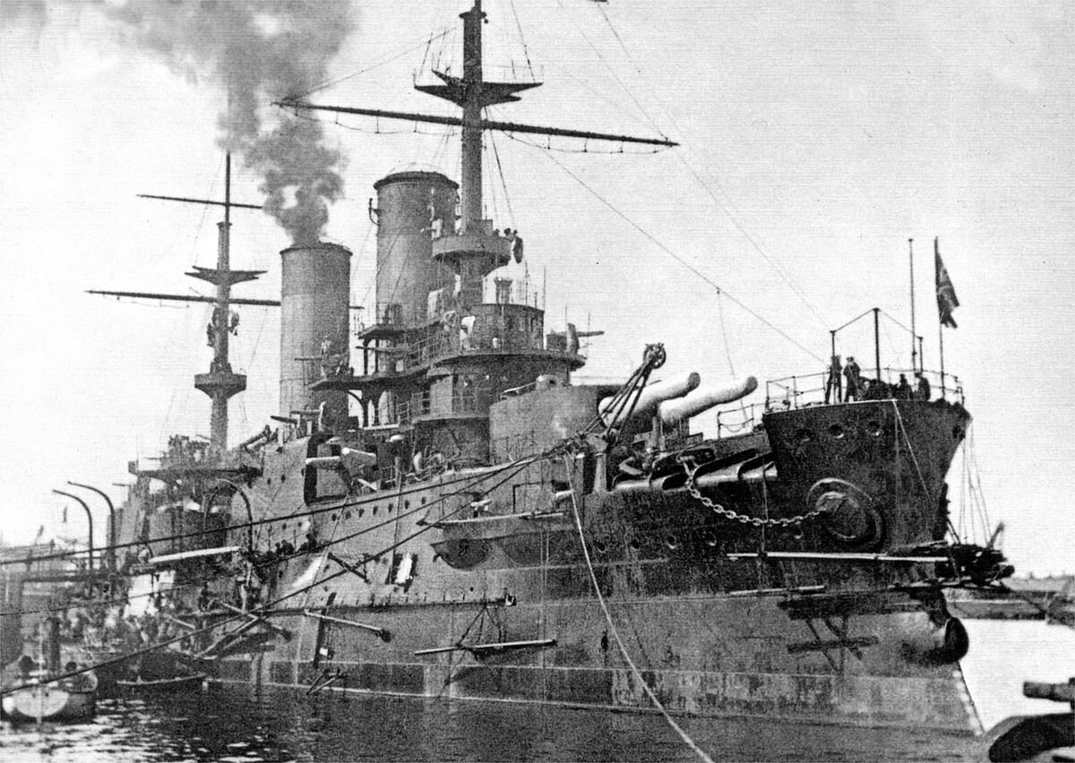 Броненосцы типа «Бородино». Если обратиться к истории Российского флота, наверное, нет явления более противоречивого, чем данные корабли. Цусима затмила все.-4