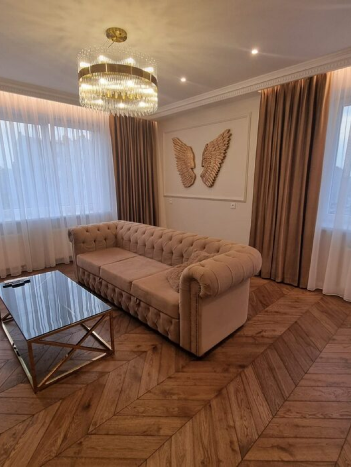 Листайте галерею, чтобы посмотреть наше портфолио →