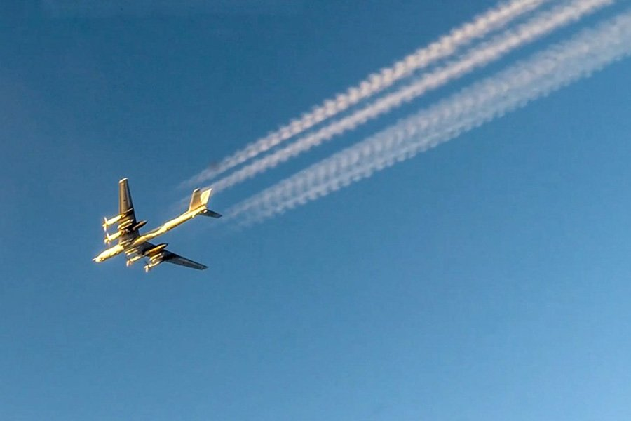 Бомбардировщик-ракетоносец Ту-95МС во время вылета на пуск крылатой ракеты воздушного базирования - Фото: Минобороны РФ/ТАСС