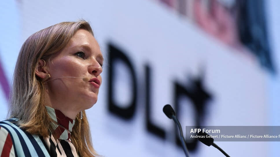 Фото: Andreas Gebert / Picture Allianc / Picture Alliance for DLD / Huber / dpa Picture-Alliance / AFP📷Мариетье Шааке, ложно обвиненная чат-ботом в терроризме
