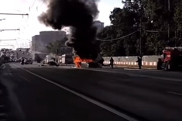 Дзен происшествия москва. Садки Волоколамское шоссе авария. Авария на Волоколамском шоссе Берендей. Арт беспредел на Волоколамском шоссе. Авария на Волоколамском шоссе вчера вечером в Нахабино.