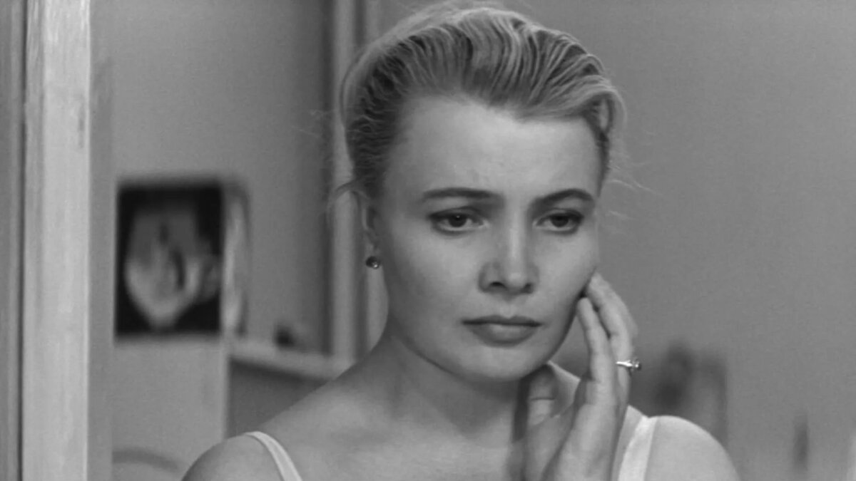 Кадр из фильма "Три тополя на плющихе" (1968 г.)
