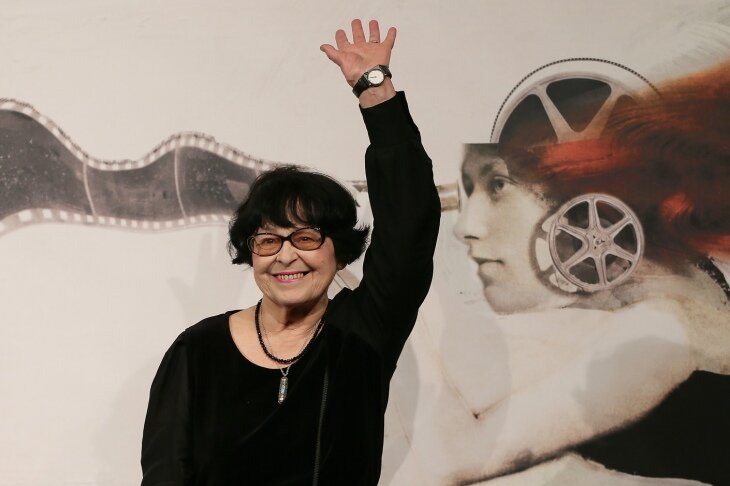  На 84-м году жизни умерла режиссер Кира Муратова. Информацию о кончине подтвердили украинские СМИ, ссылаясь на слова ее мужа Евгения Голубенко.