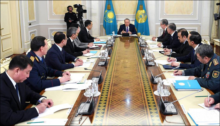 Заседание Совета безопасности под председательством Нурсултана Назарбаева. Фото пресс-службы президента Казахстана
