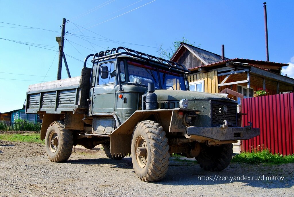 трактор из зил 131. трактор из зил 131. краз американский тягач. Dodge power wagon 6x6. т 150 кабина от газ 53.