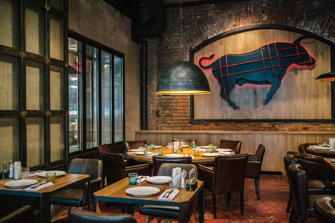 "Колбасный Цех" Аркадия Новикова запустил акцию: каждый день один вид стейка по себестоимости.