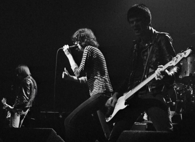 Ramones