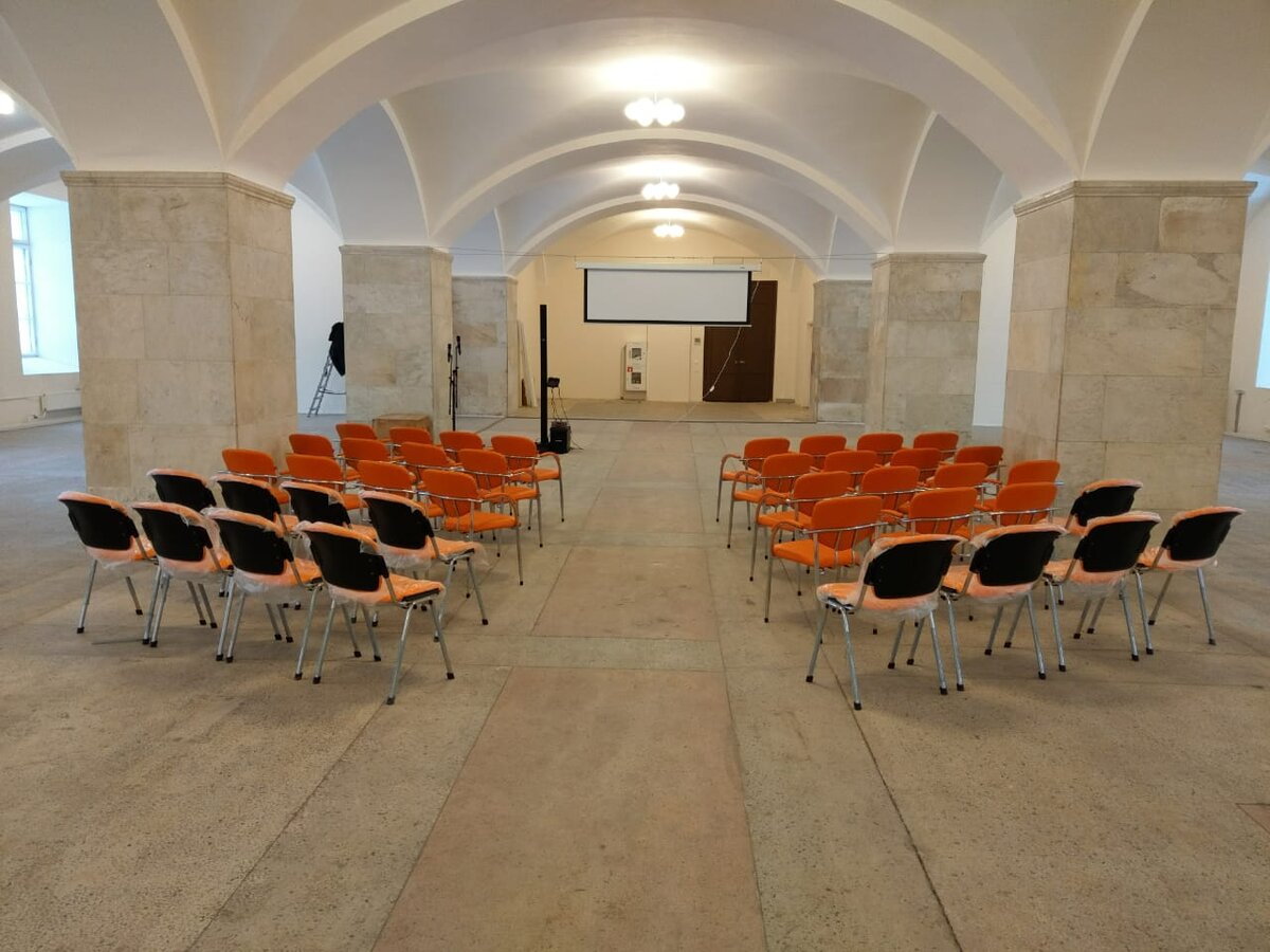 Конференц-зал Центра технологий распределенных реестров СПбГУ