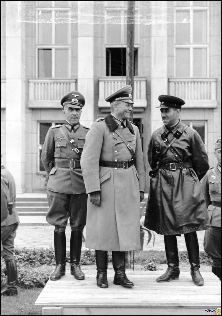 "Парад" в Бресте