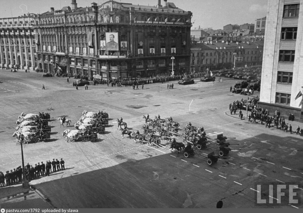 1 мая 1939. Москва 1947. Парад 1 мая 1947 года. Гостиница Москва 1947. Ленинград 1947.
