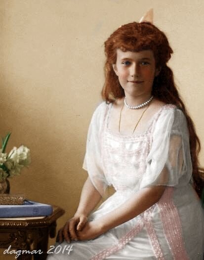 Великая княжна, Цесаревна.Анастасия Николаевна, младшая, любимица семьи.