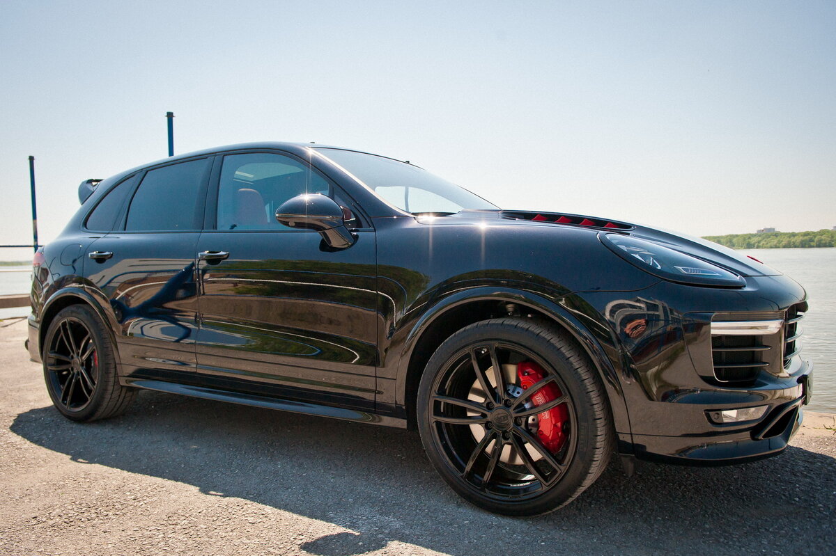 Porsche Cayenne Turbo s 2016