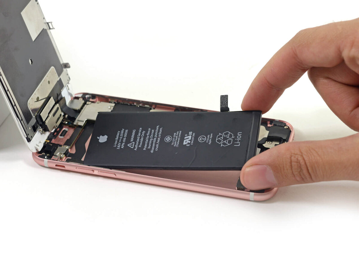 Как заменить аккумулятор на 5s Apple не разрешает владельцам iPhone самостоятельно заменять аккумуляторные бата