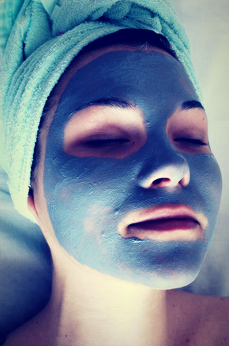 Очищение глиной. Альгинатная маска голубая. Маска для лица. М̆̈ӑ̈с̆̈к̆̈й̈ д̆̈л̆̈я̆̈ л̆̈й̈ц̆̈ӑ̈. Глиняная маска для лица.