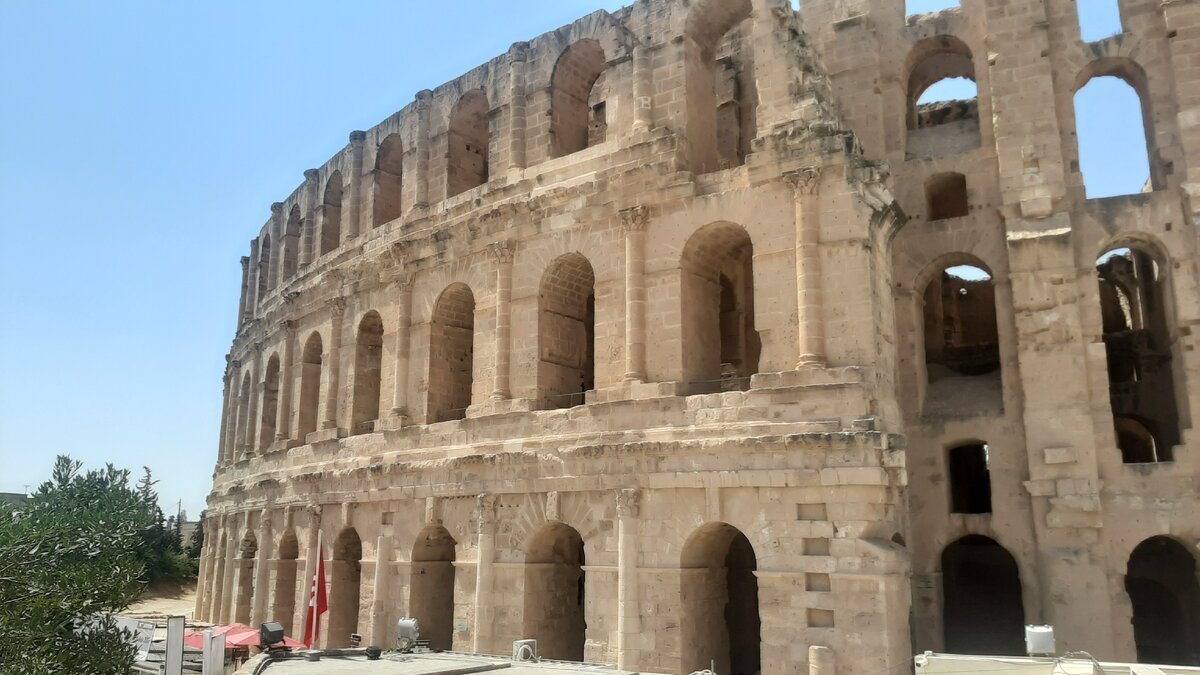 Амфитеатр в Эль-Джеме