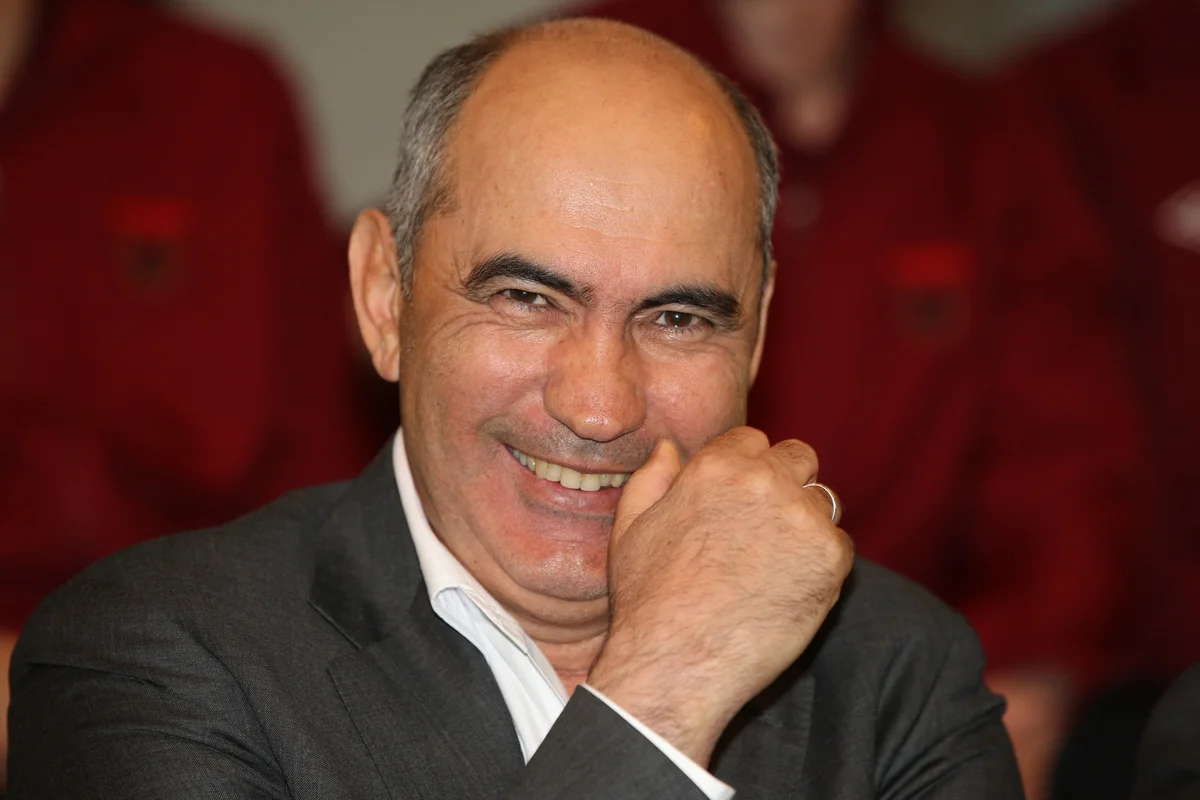 Заслуженный тренер Курбан Бикеевич Бердыев.