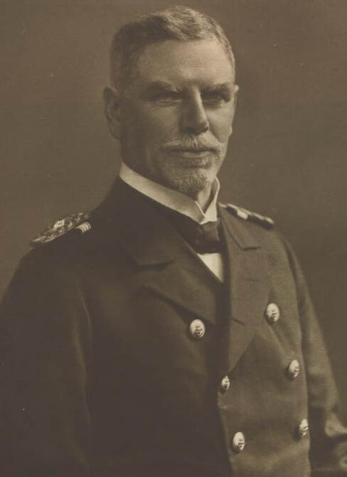 Немецки командующий граф М. Фон Шпее